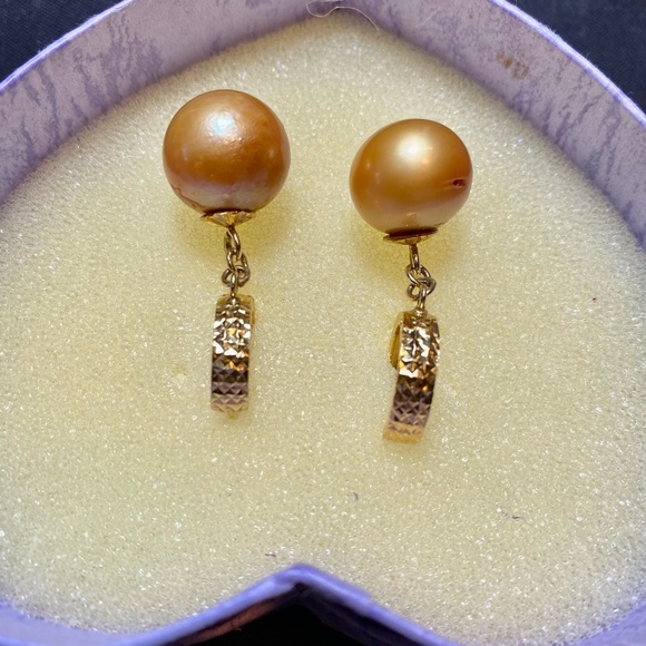 ♥️ SALE✅  SOUTH SEA GOLDEN PEARL IN 18 karats GOLD DANGLING EARRINGS ♥️ - Picture 3 of 10